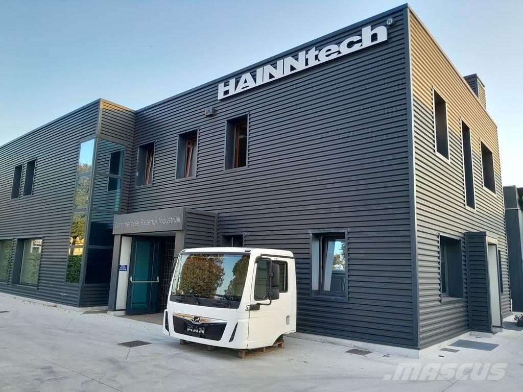 MAN DAY CAB Cabins and interior