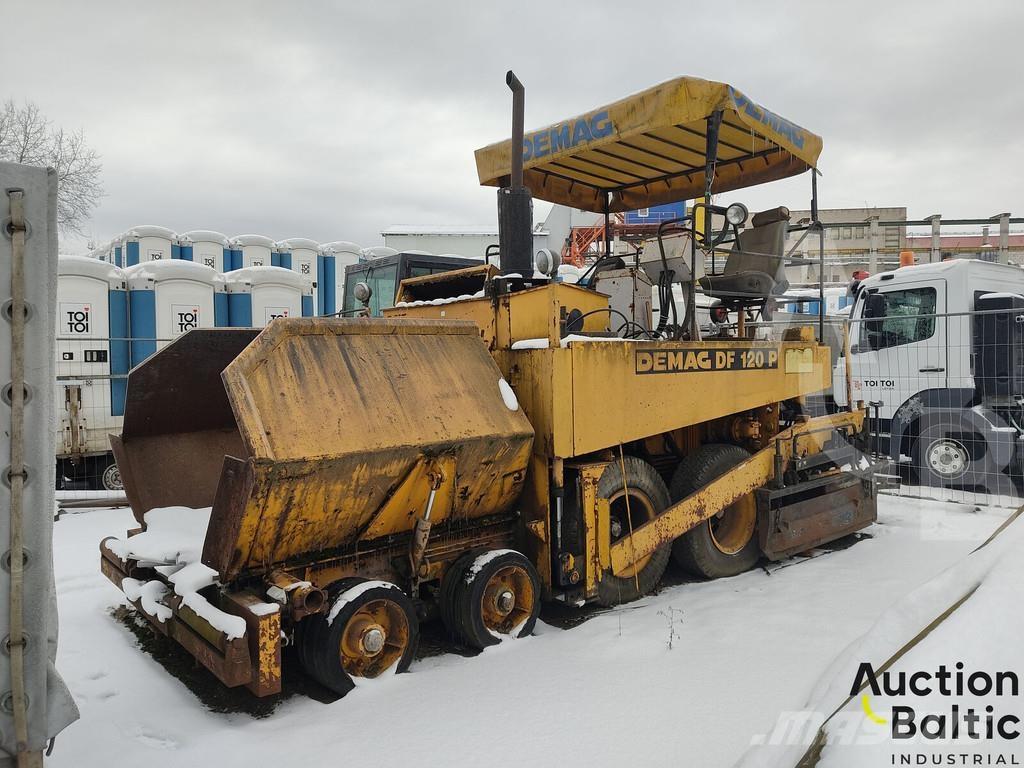 Demag DF 120 P Asphalt pavers