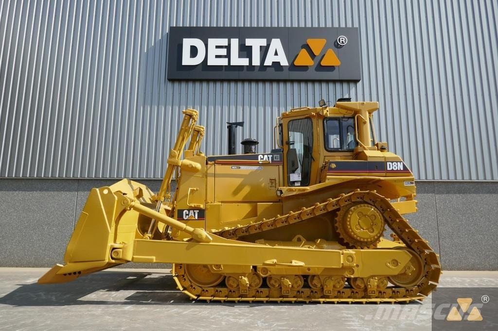 CAT D8N Crawler dozers