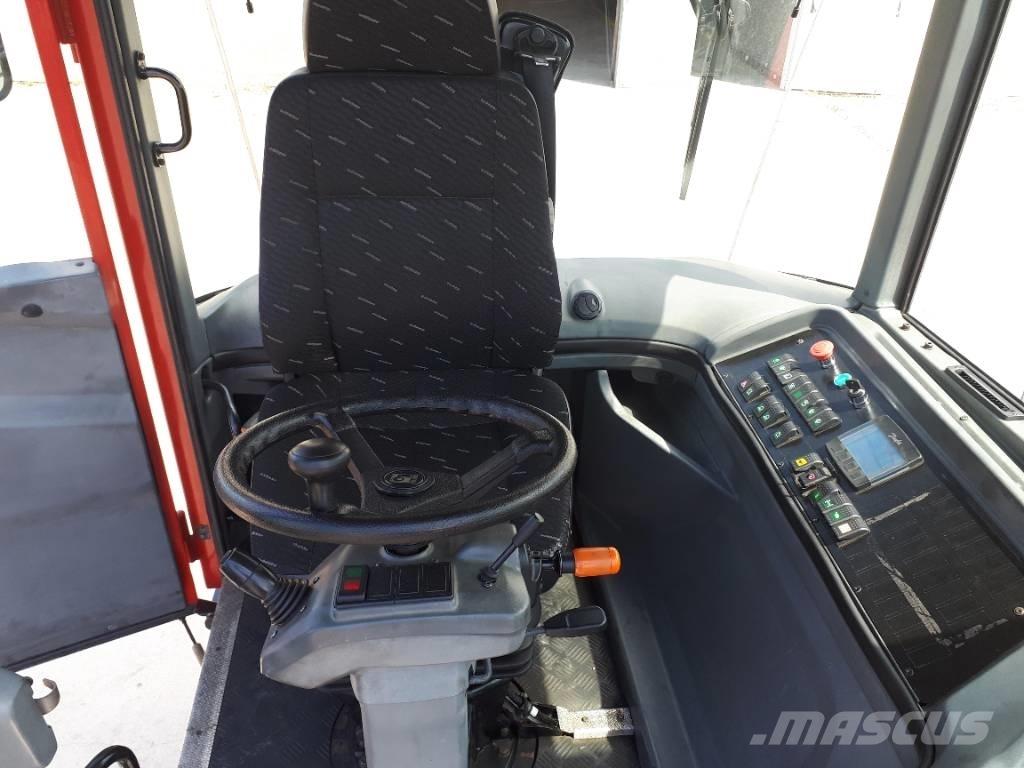 Kalmar TR618i Terminal tractors