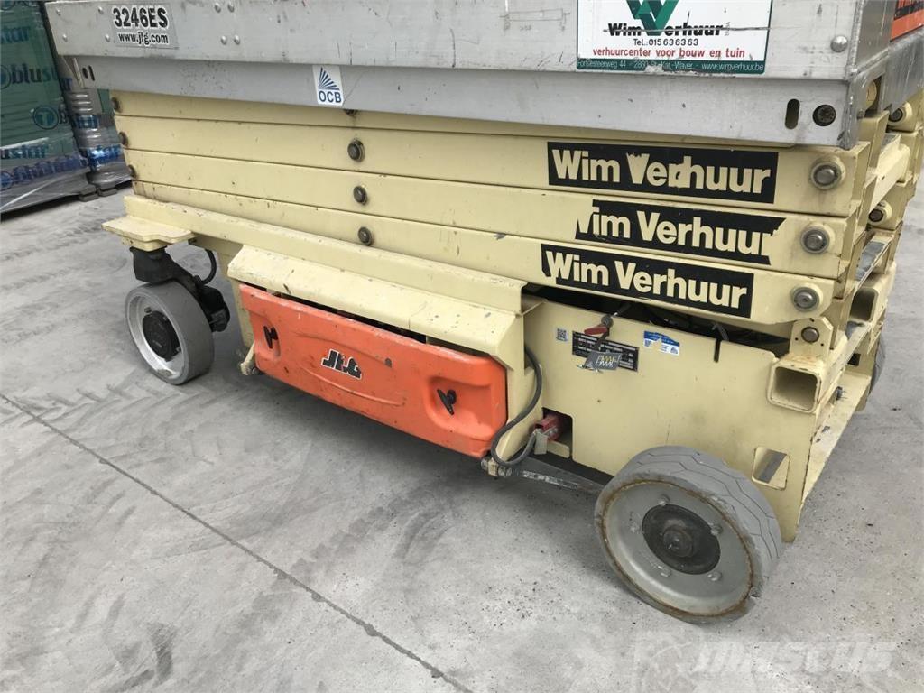 JLG 3246ES (1240) Scissor lifts