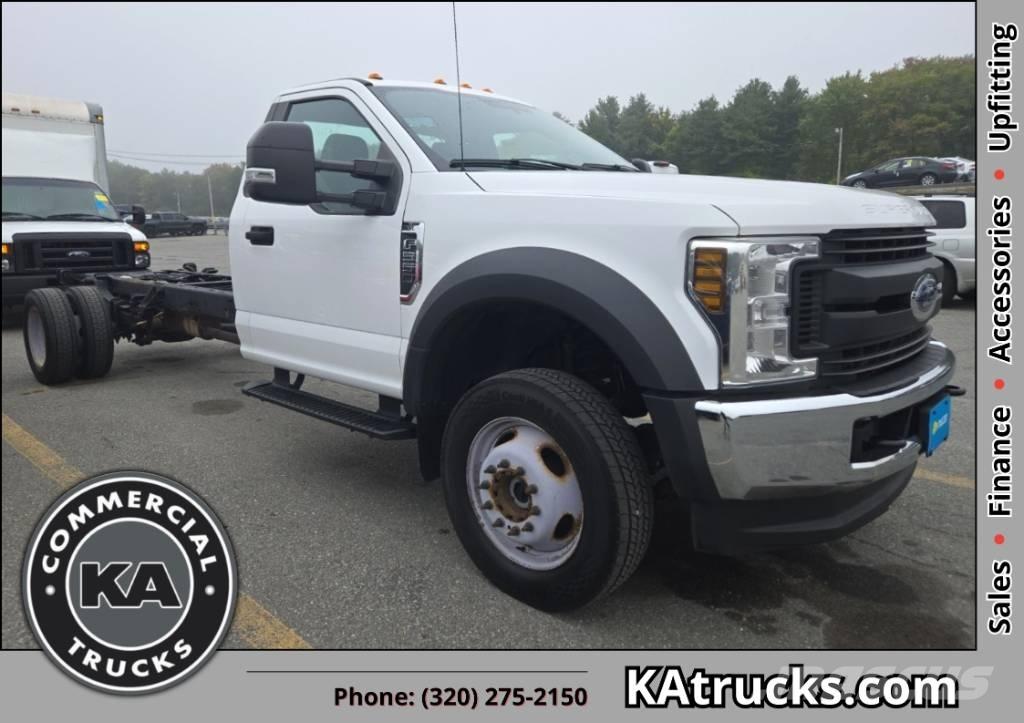 Ford F 550 XL SD Chassis Cab trucks