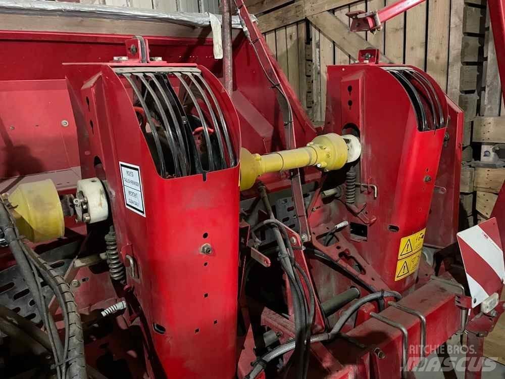 Grimme GL 34 K Potato planters