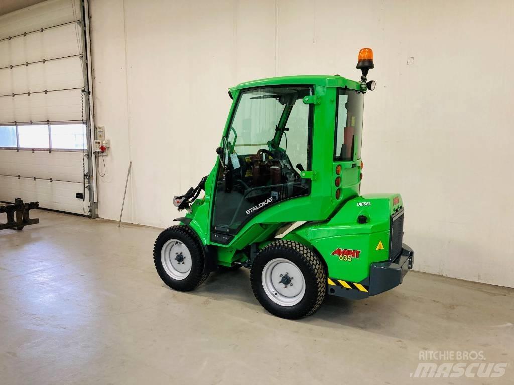 Avant 635 Mini loaders