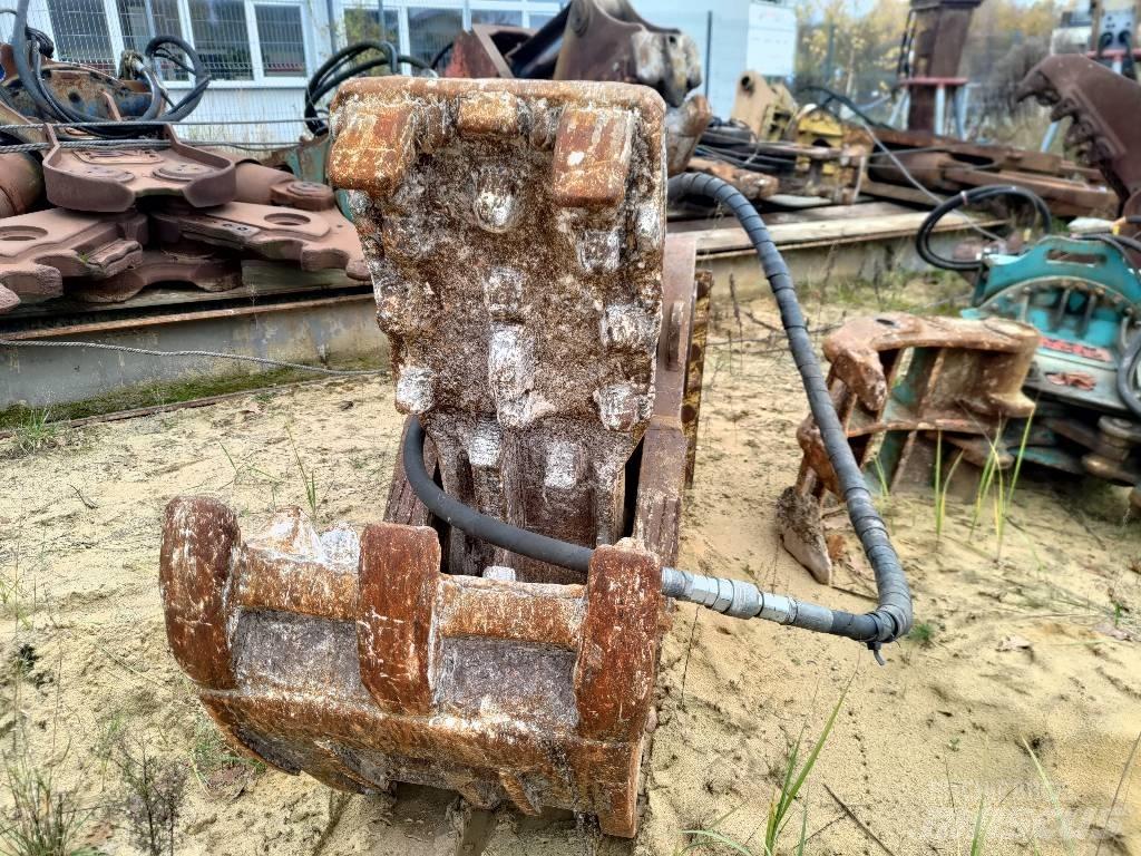 Soosan 300 Pulveriser  (Demolition Crusher ) 