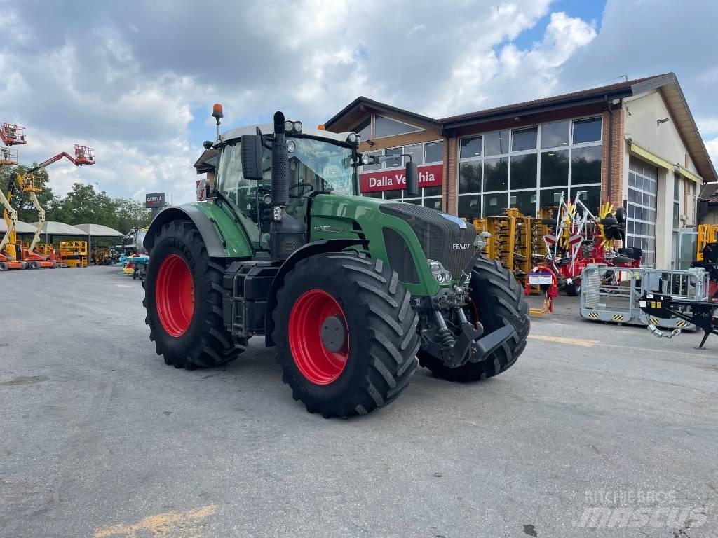 Fendt 930 Vario Tractors