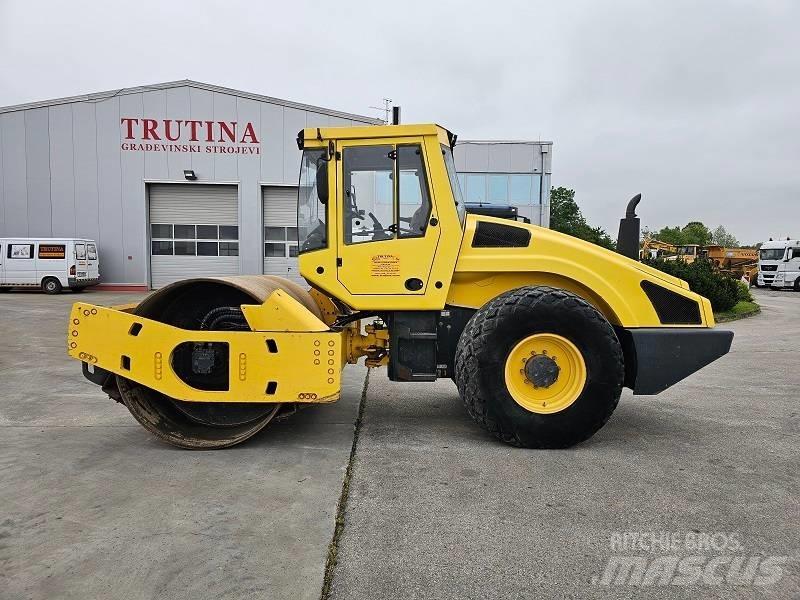 Bomag BW 213 D H-4 Single drum rollers