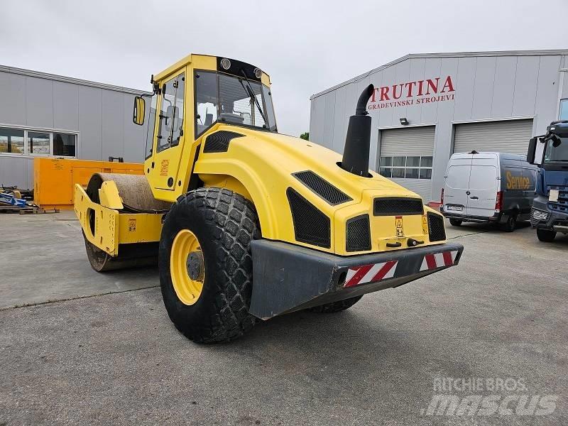 Bomag BW 213 D H-4 Single drum rollers