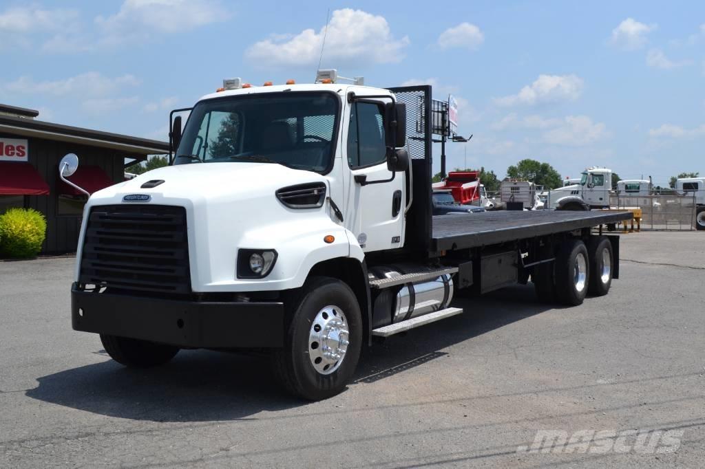 Freightliner 114SD Flatbed / Dropside trucks