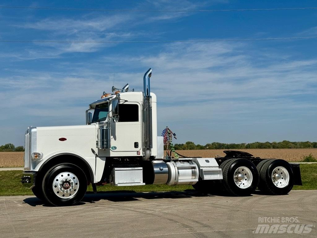 Peterbilt 389 Tractor Units