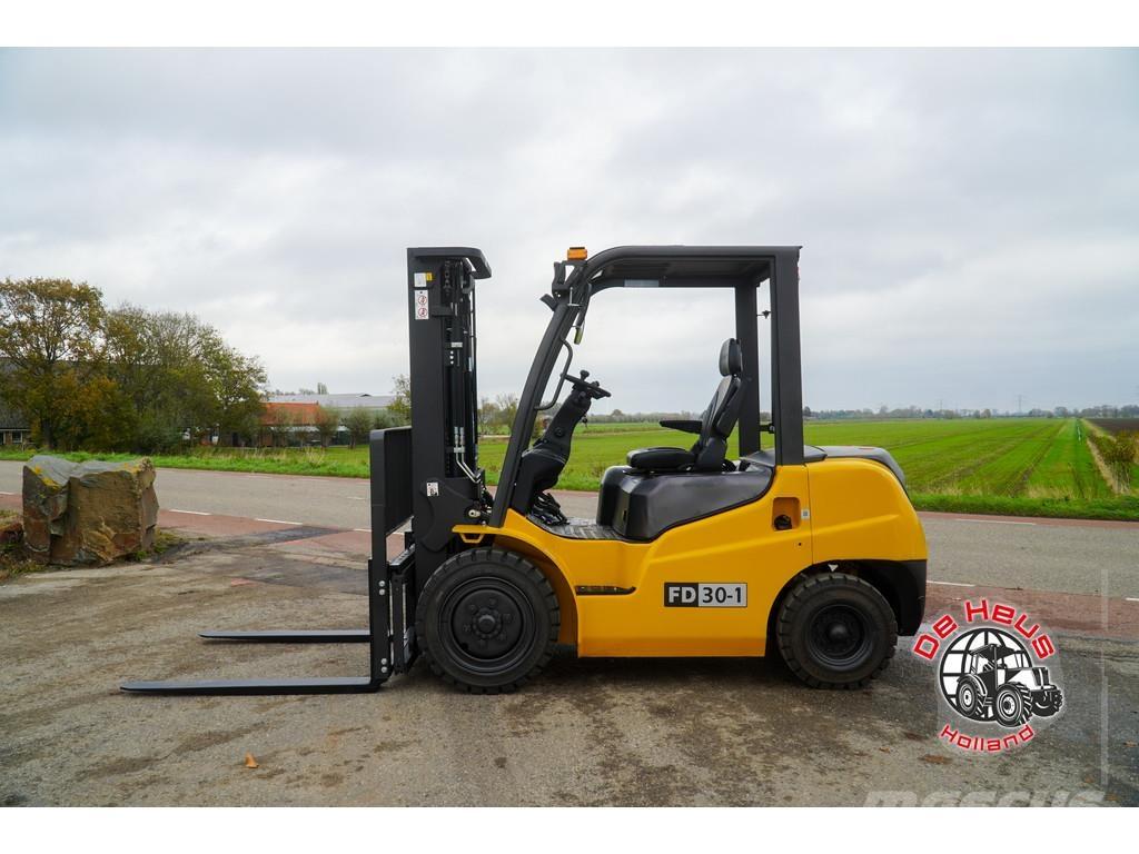 Eurotrac FD30-1 Forklift trucks - others