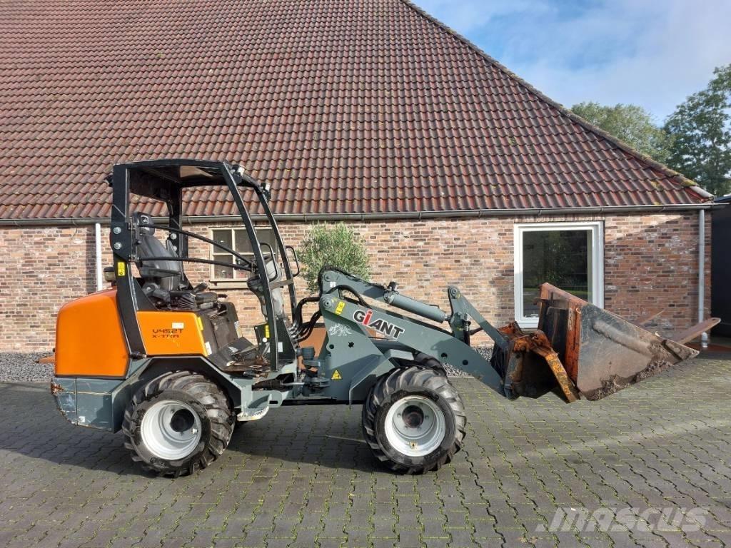 GiANT V 452 T X-tra Mini loaders