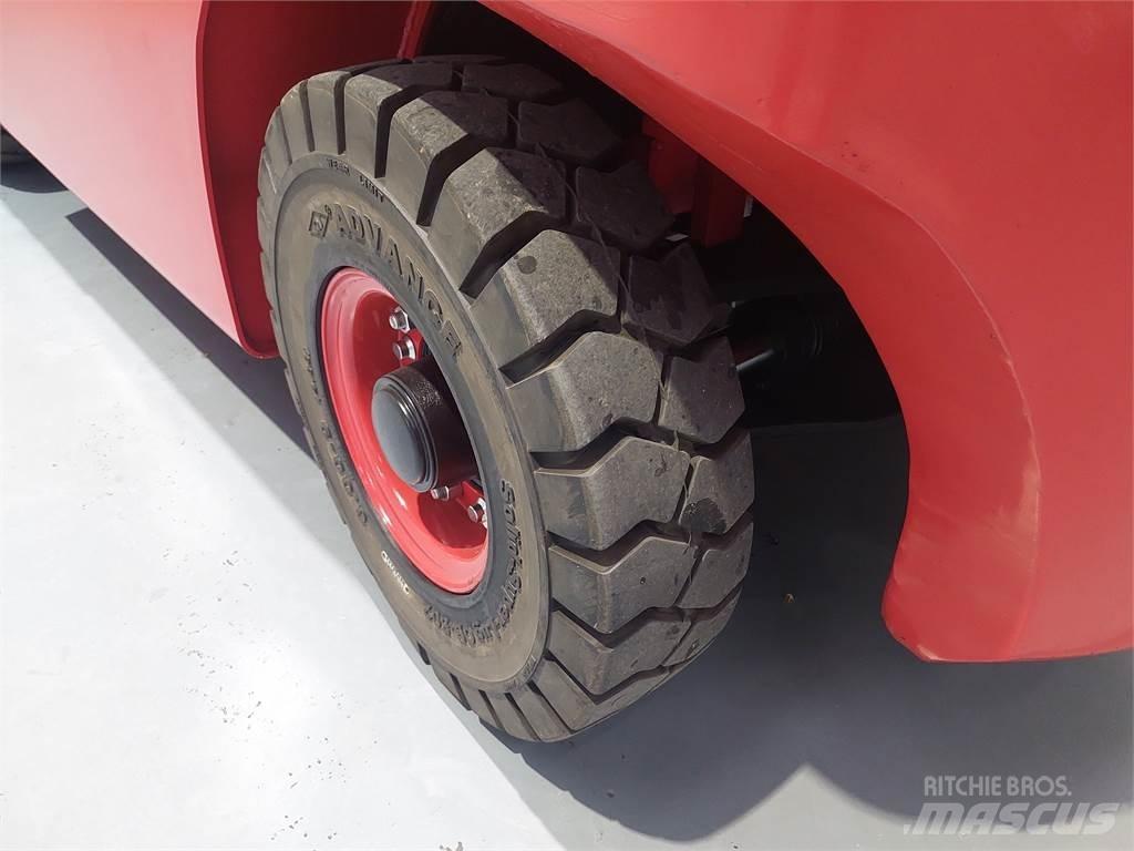 Hangcha CPCD25XH7F Diesel trucks