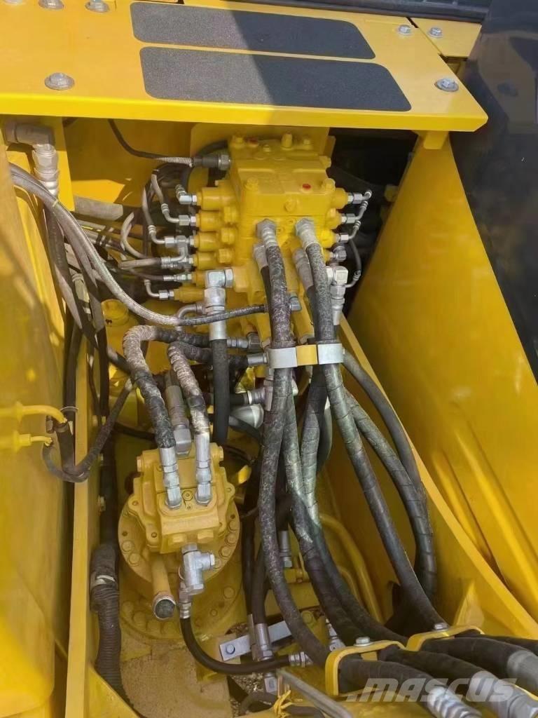Komatsu PC 110 Crawler excavators