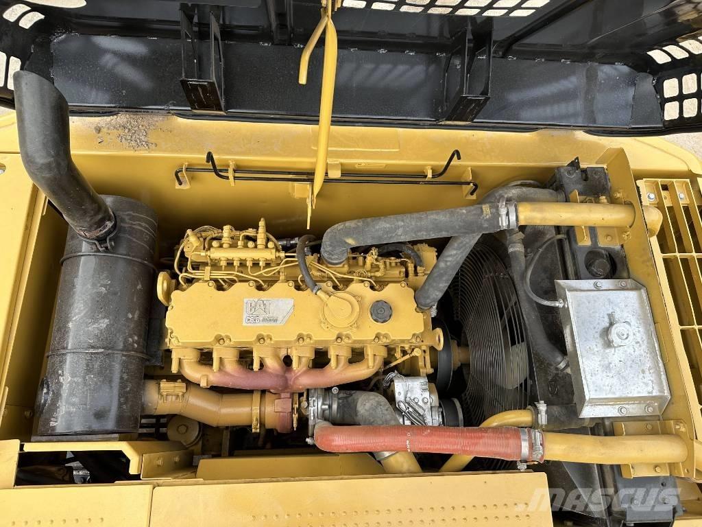 CAT 320 D Crawler excavators