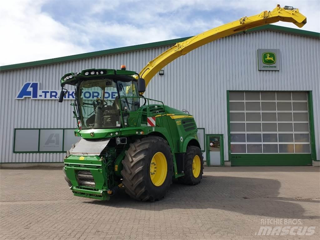 John Deere 8500 Forage harvesters