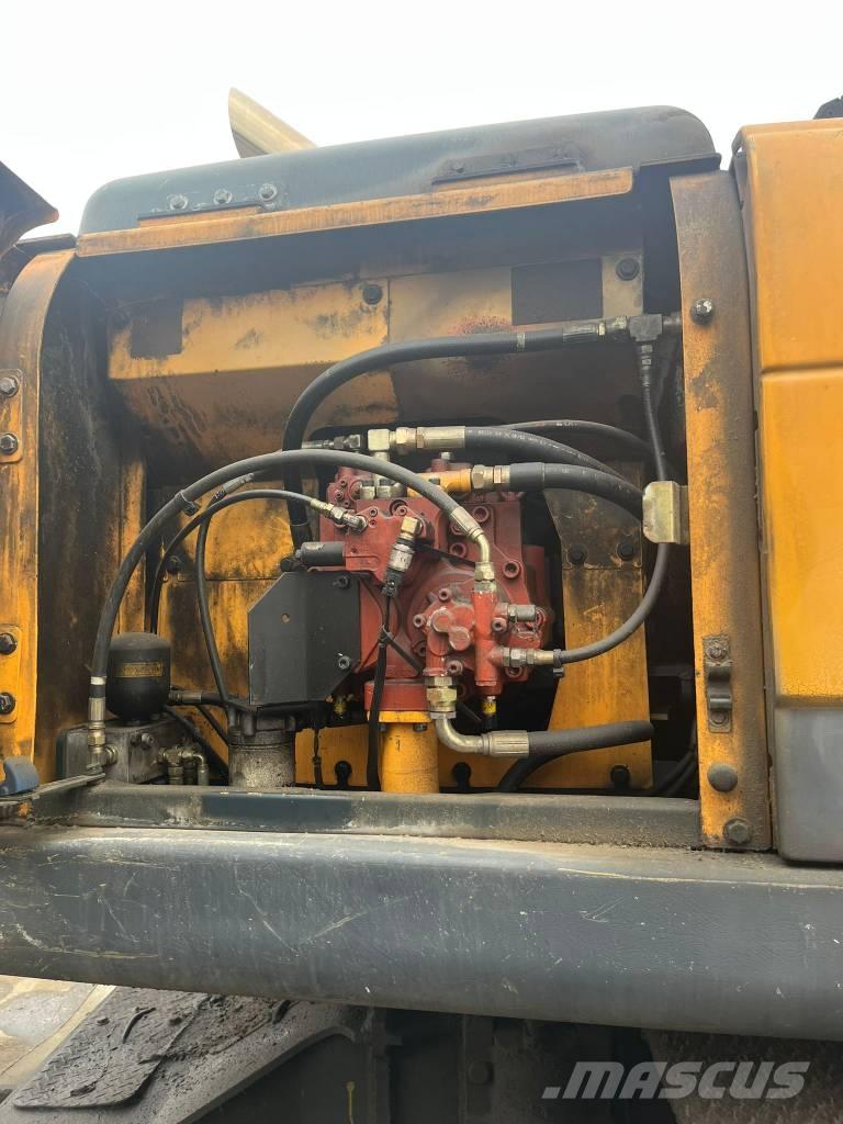 Hyundai R210W-9MH Waste / industry handlers