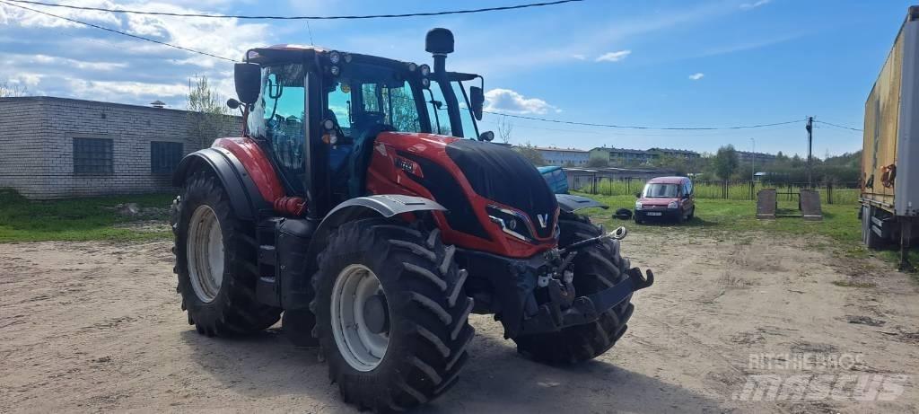 Valtra T-175 A Tractors