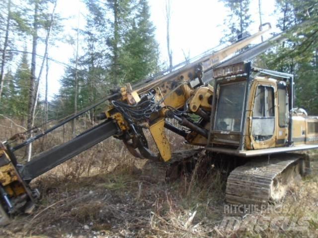 John Deere 200 LC Delimbers