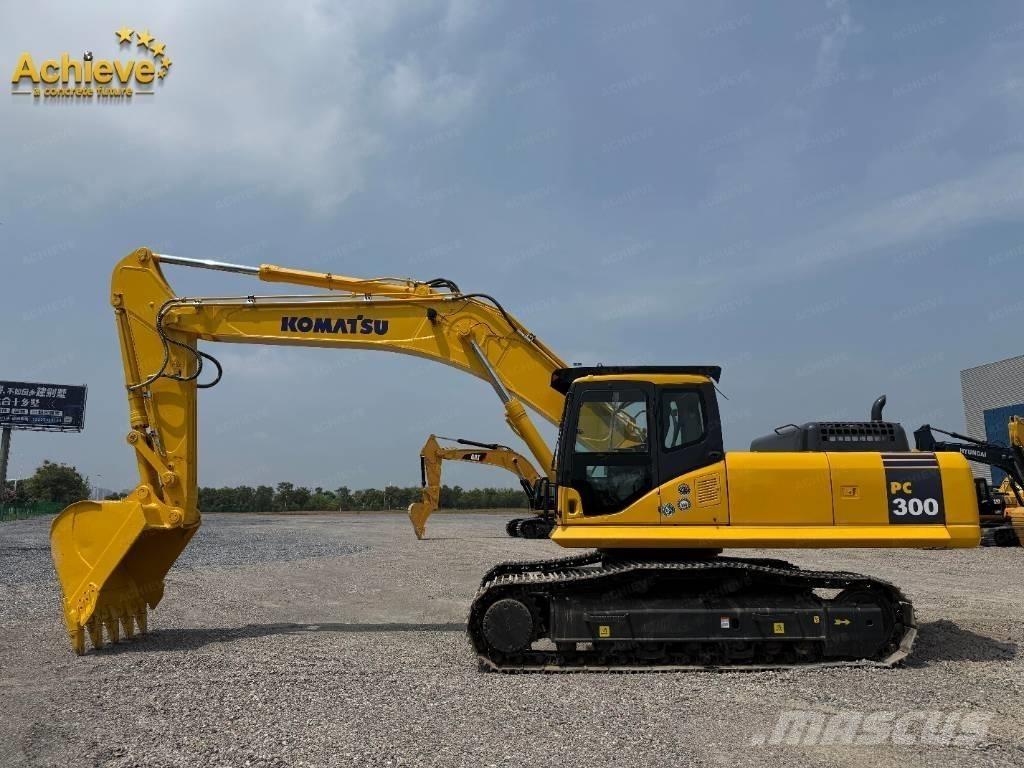 Komatsu PC 300 Crawler excavators