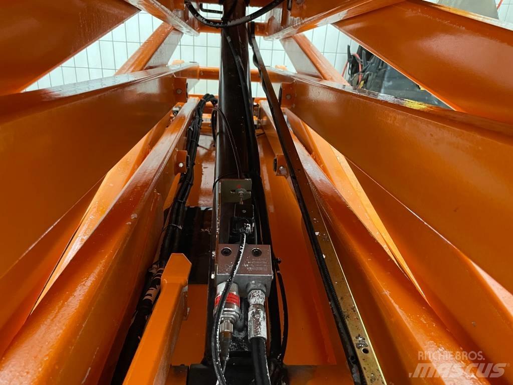 Haulotte Compact 8 Scissor lifts