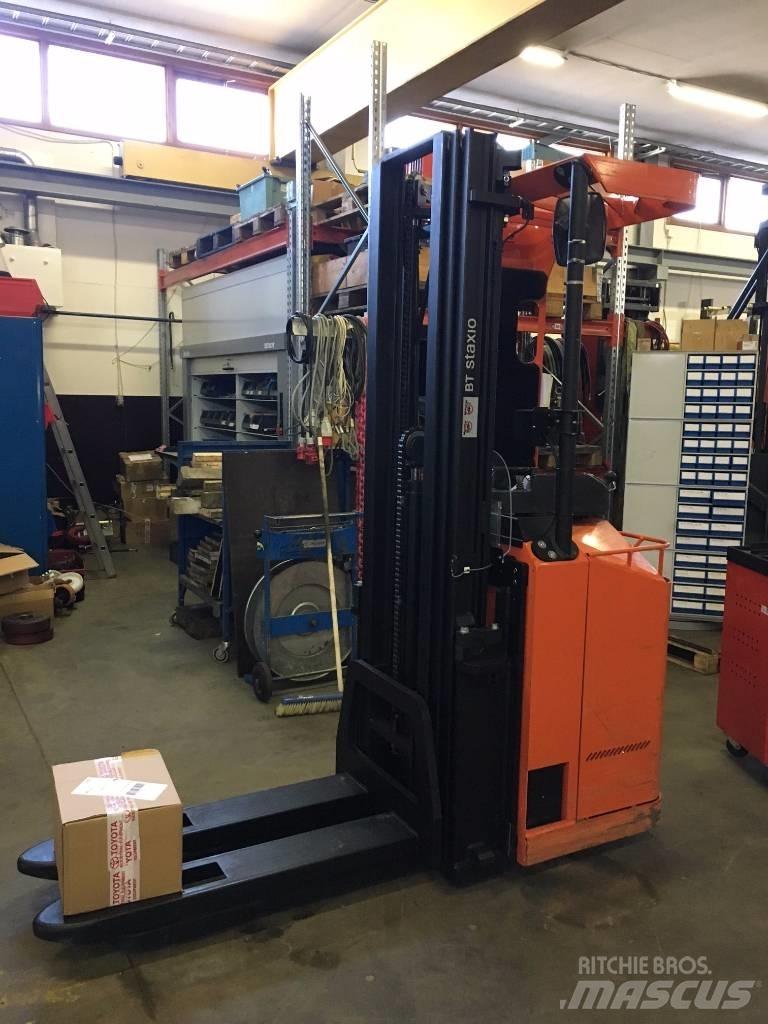 BT SSE 135 Self propelled stackers