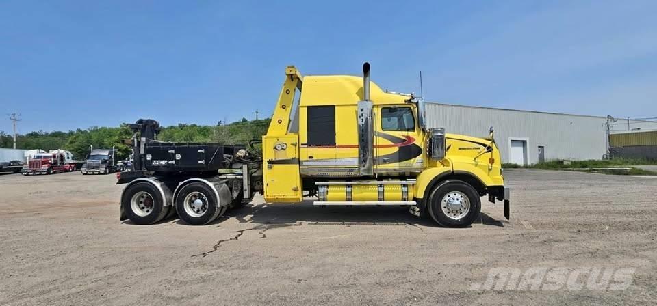 Western Star 4900 SA Recovery vehicles