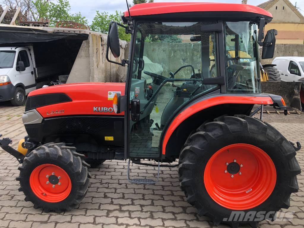 Kubota L2-421 Compact tractors