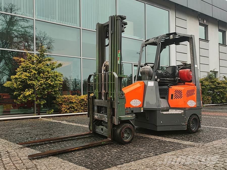 Aisle-Master 44S Narrow aisle truck