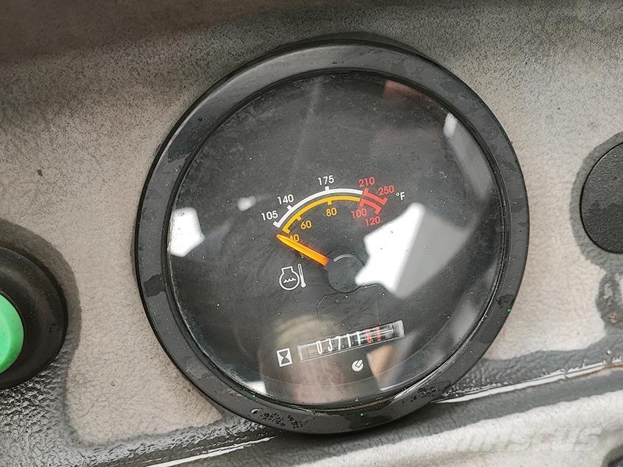 Aisle-Master 44S Narrow aisle truck