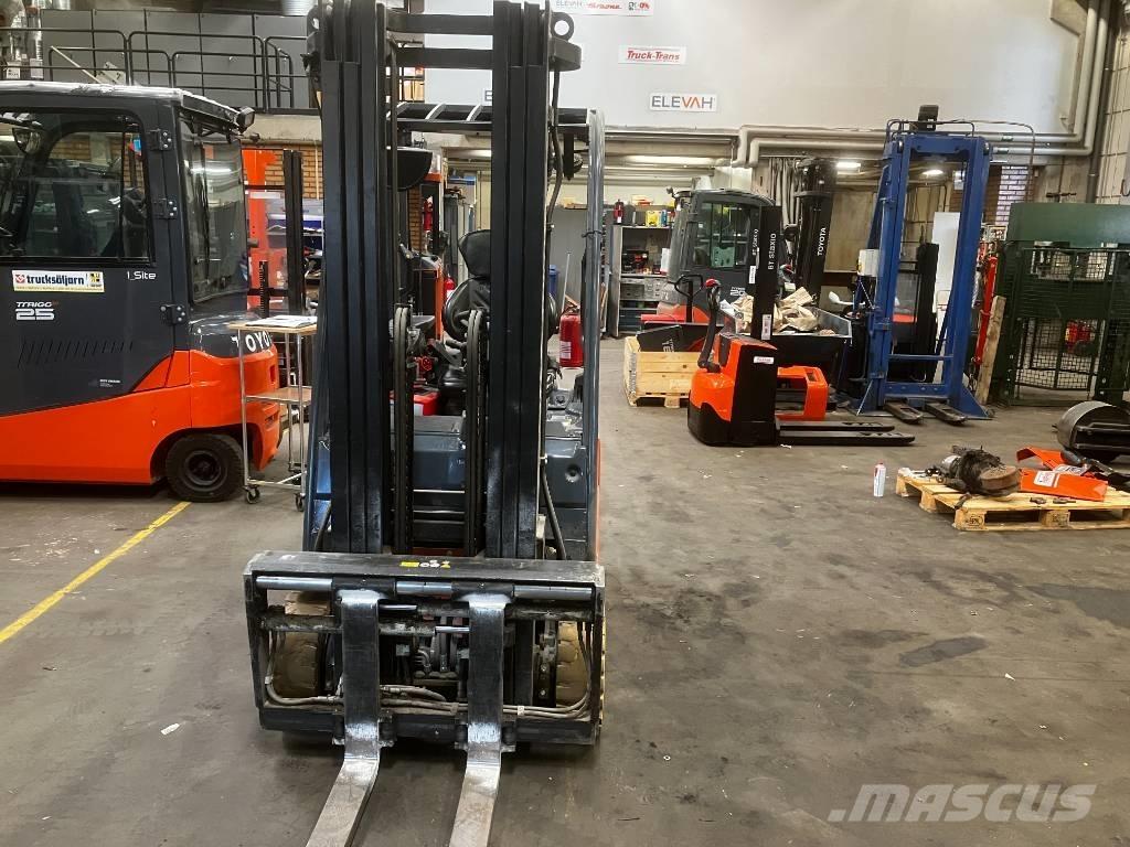 Toyota 8FBEK16T Electric forklift trucks