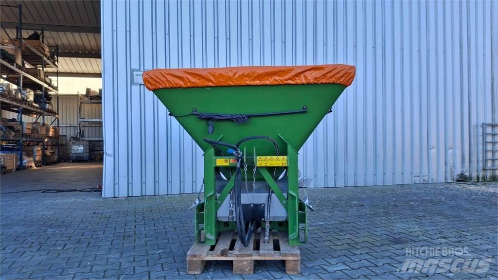 Amazone ES 750 Sand and salt spreaders