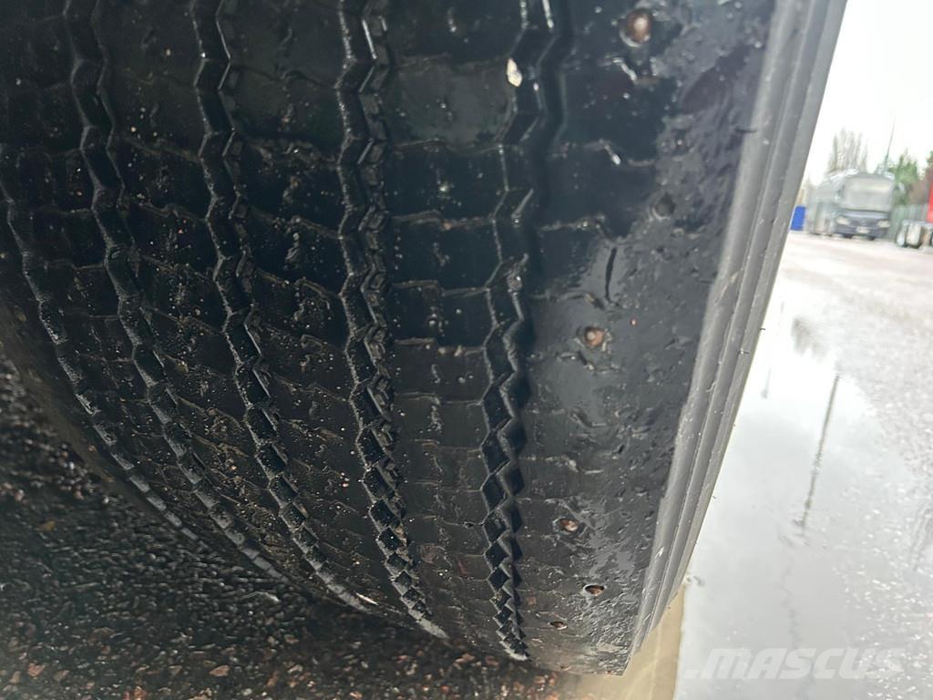 Volvo FH Box body trucks