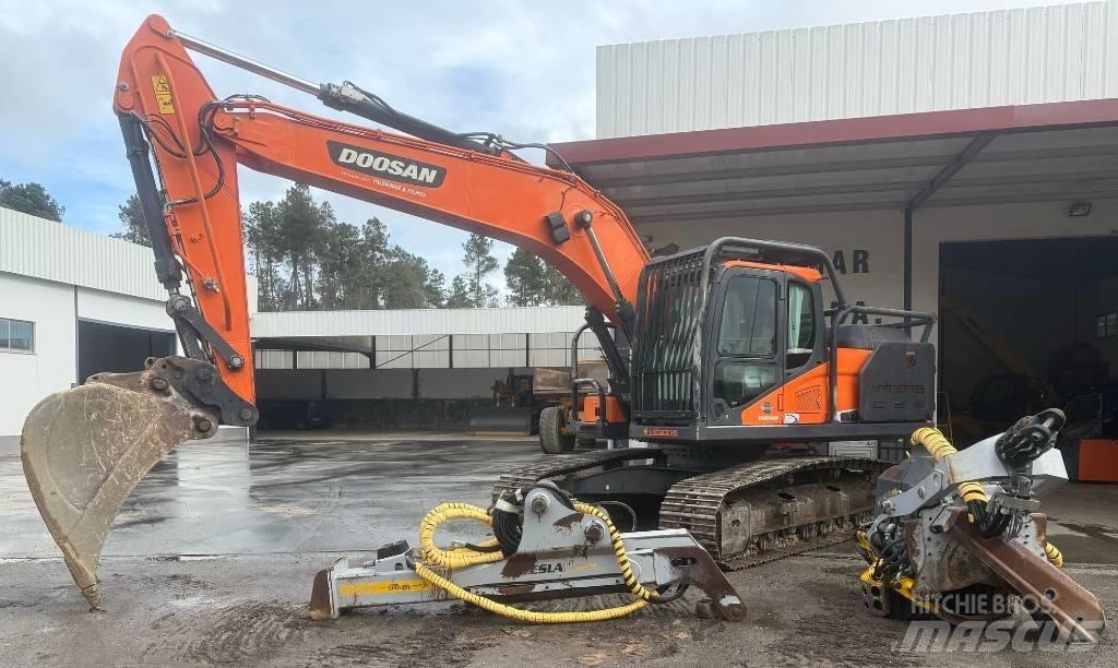 Doosan DX 235 Excavators