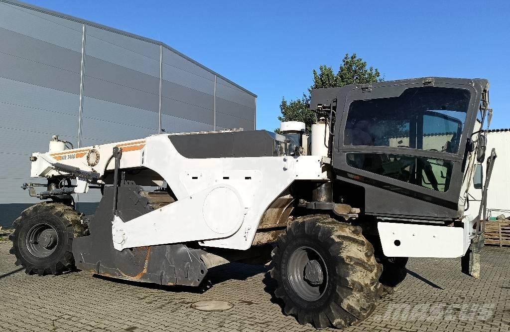 Wirtgen WR 2400 Asphalt recyclers