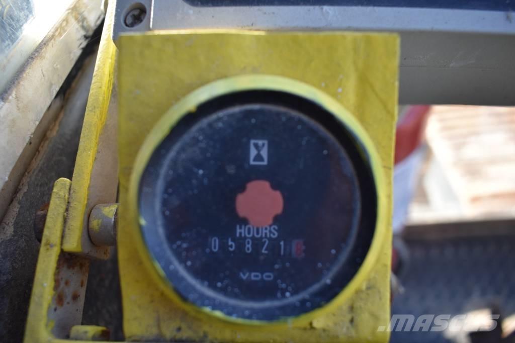 Hitachi KH 230-3 Tracked cranes