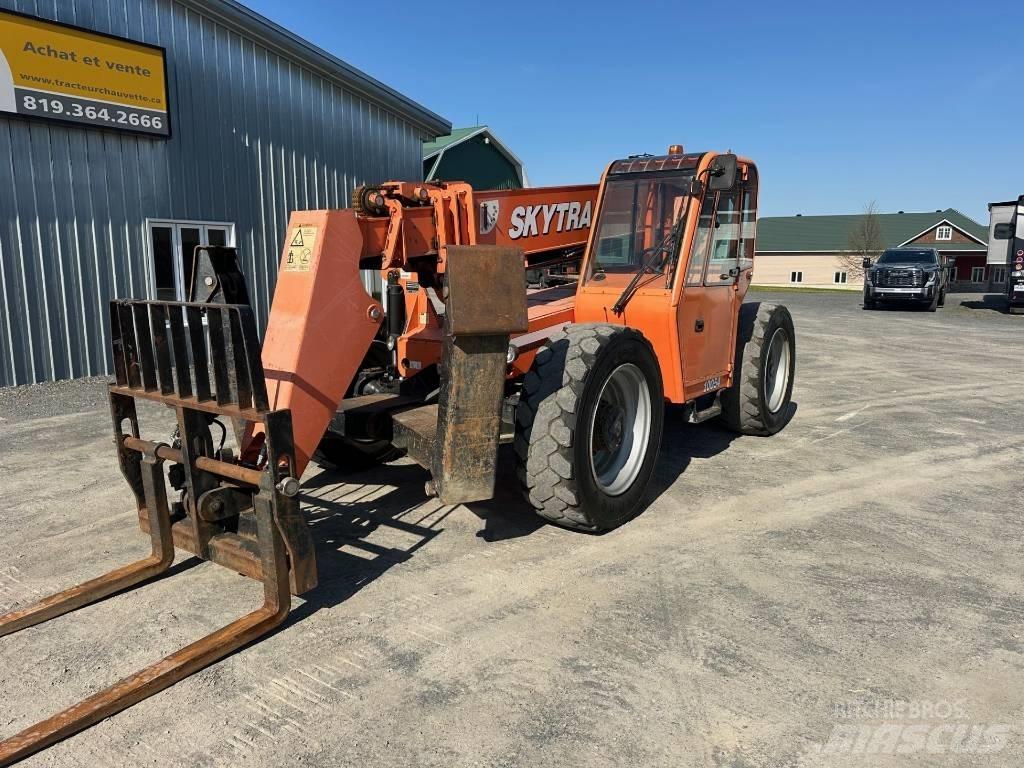 SkyTrak 10054 Telescopic handlers