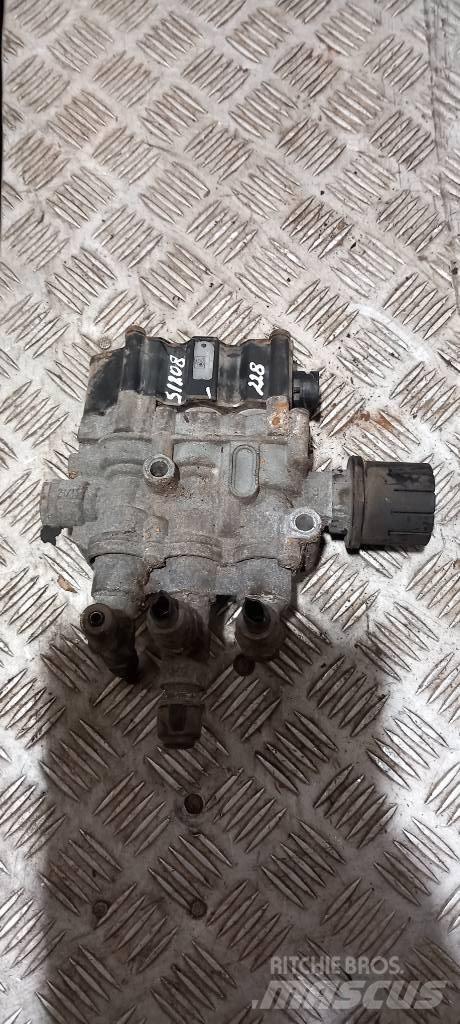 Scania 94 D.   1499799 Brakes