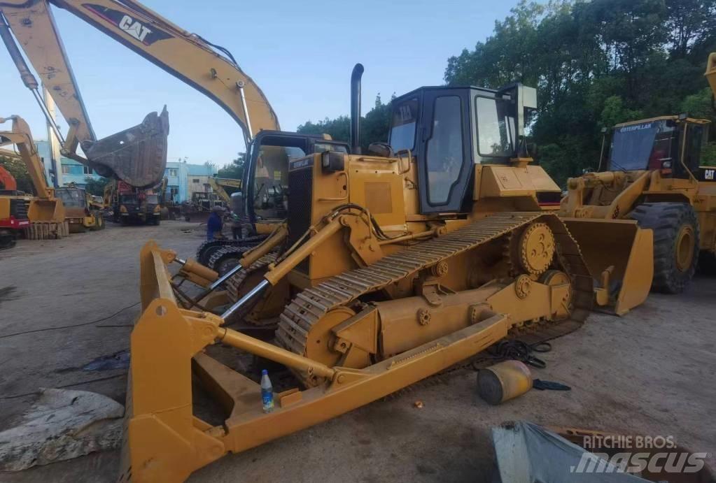CAT D 6 R Crawler dozers