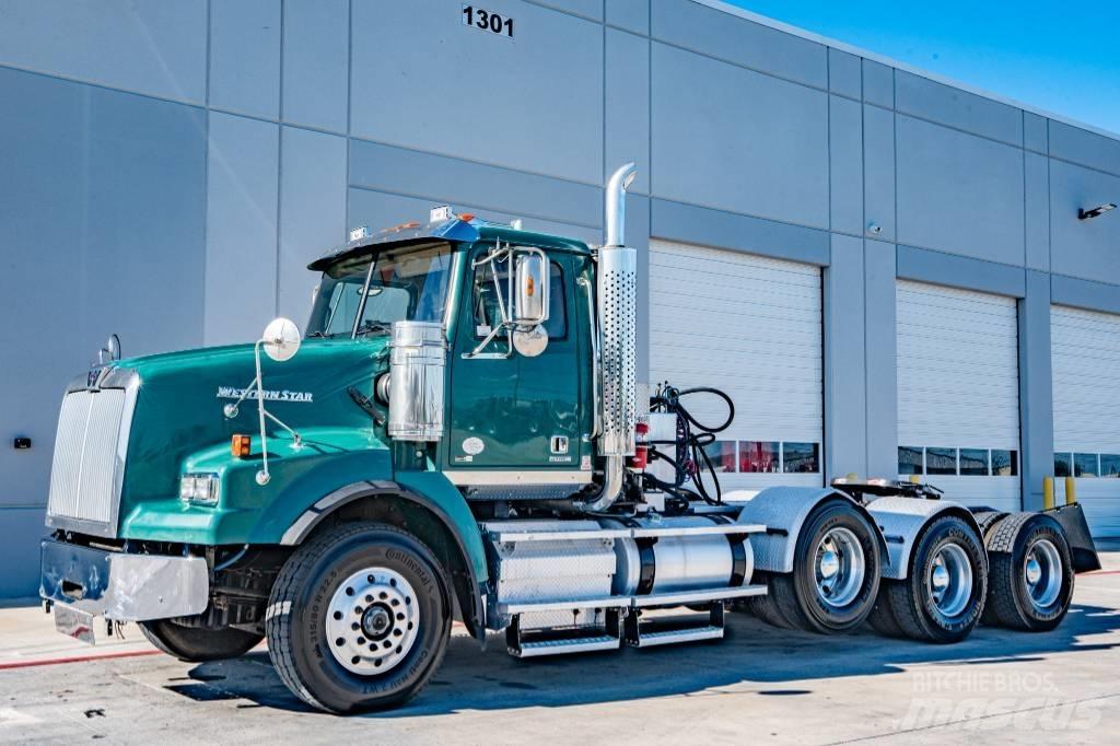 Western Star 4900 SB Tractor Units