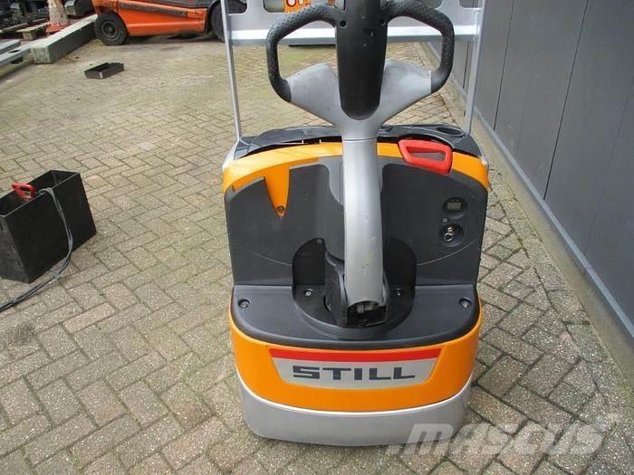 Still EXU 16 Low lifter