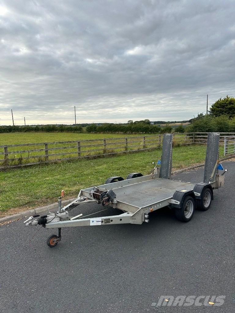  MOTIV TC3000 Light trailers