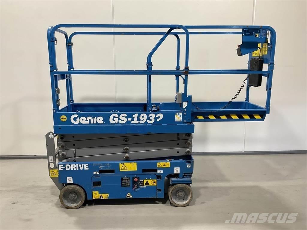 Genie GS-1932 Scissor lifts