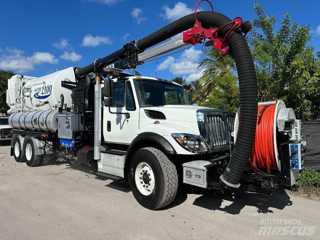 International 7500 Combi / vacuum trucks