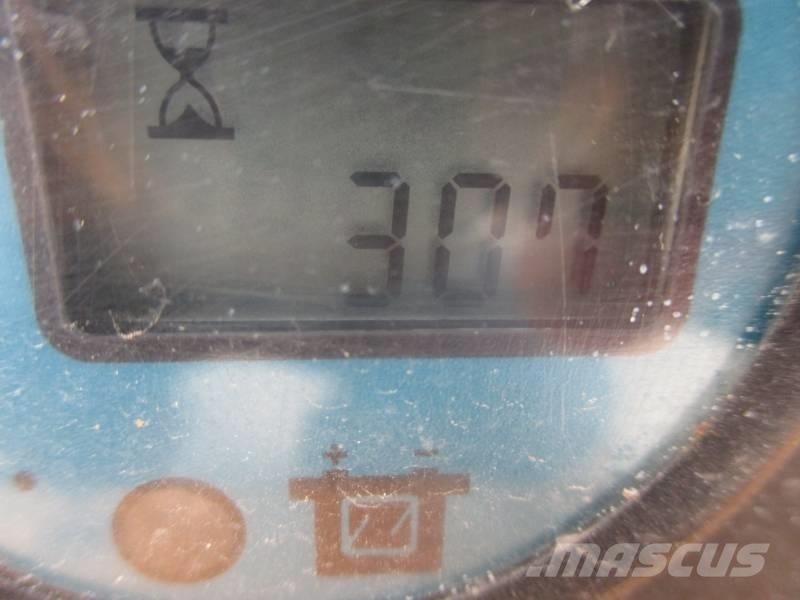 Haulotte Compact 14 Scissor lifts