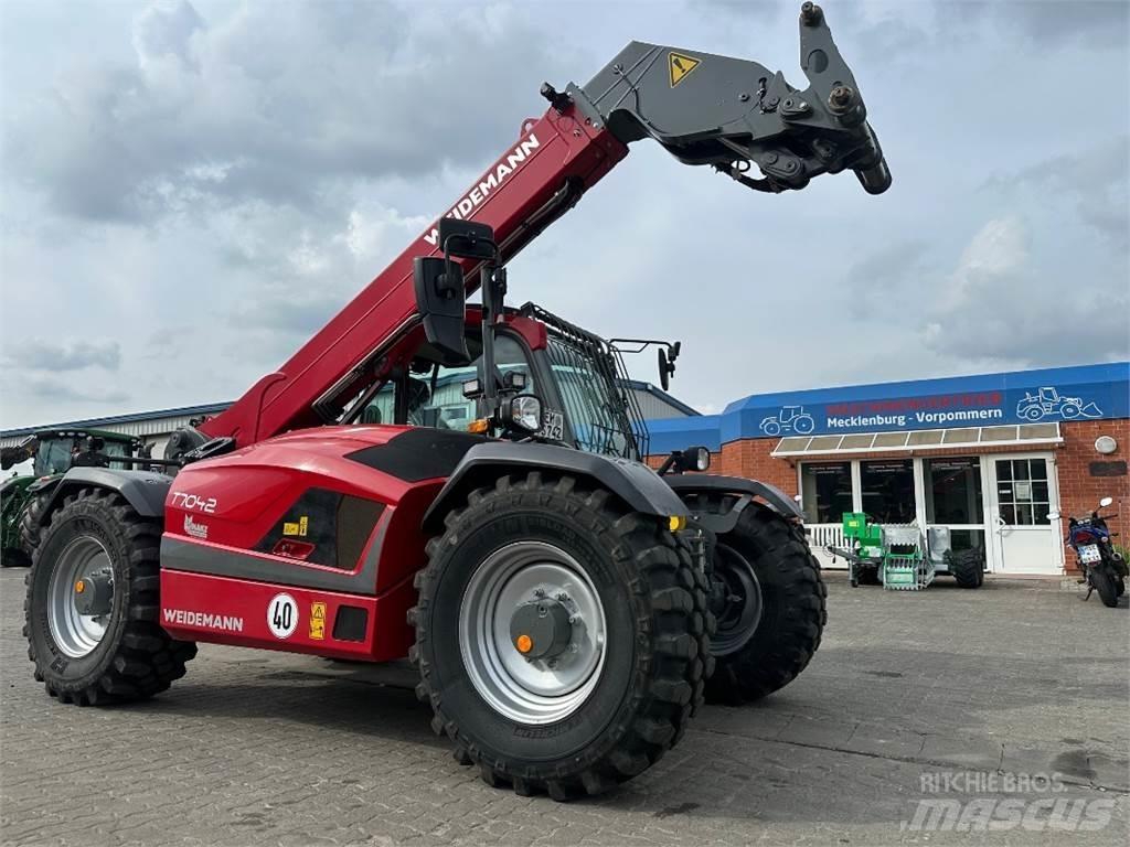 Weidemann T7042 Telescopic handlers