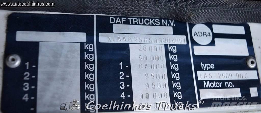 DAF 2500 Ti Curtainsider trucks