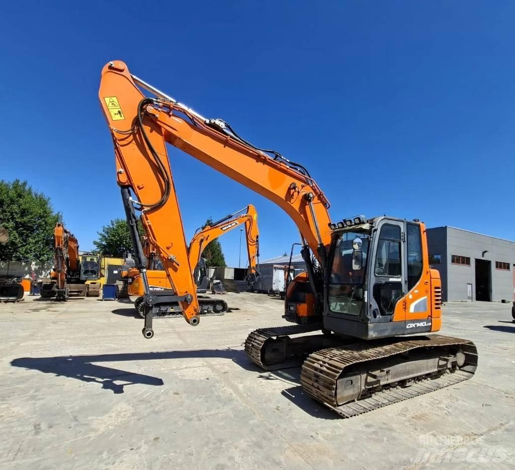 Doosan DX140LCR-5 Crawler excavators