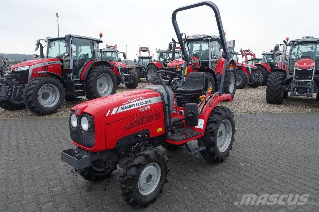 Massey Ferguson 1525 Tractors