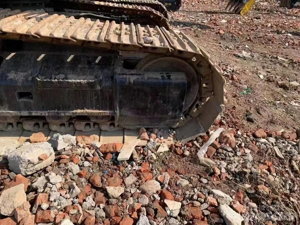 CAT CAT318D Crawler excavators